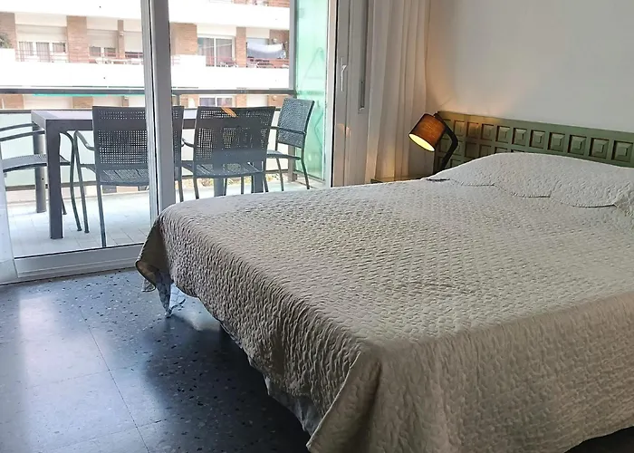 Vivalidays Katalin - Fenals - Apartament Lloret de Mar